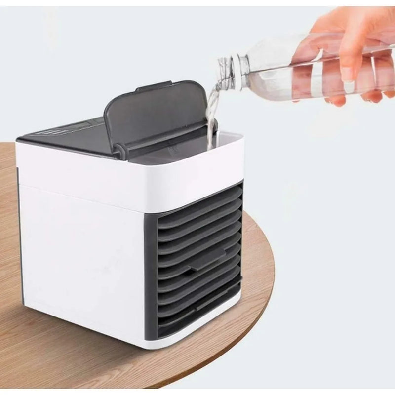 Ar Condicionado Portátil Com Três Velocidades e Três Configurações, Umidificador Climatizador e Ar Condicionado, Possuindo Luz Led e Carregamento Via USB.