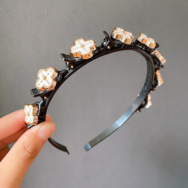 Tiara Elegance com pérolas marcantes 🔥