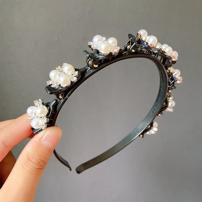 Tiara Elegance com pérolas marcantes 🔥