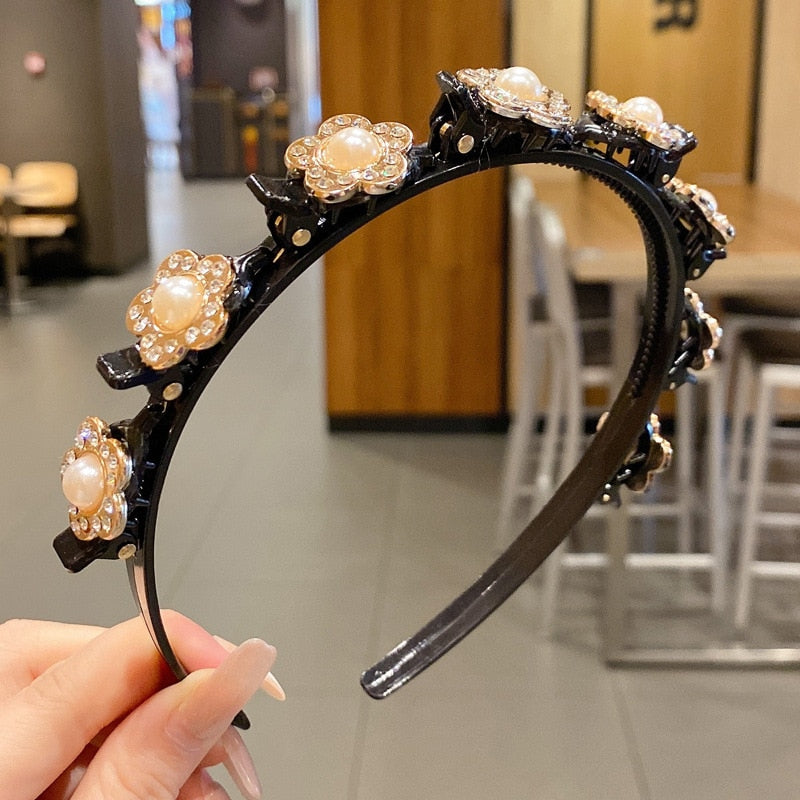 Tiara Elegance com pérolas marcantes 🔥