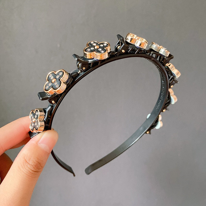 Tiara Elegance com pérolas marcantes 🔥