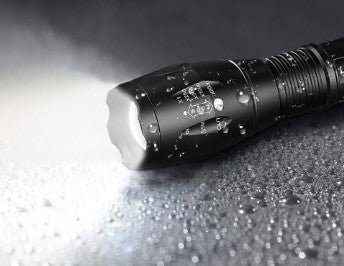 Lanterna Tática Poderosa Prova D'agua LED A100 - OWL EL SHARDY