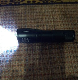 Lanterna Tática Poderosa Prova D'agua LED A100 - OWL EL SHARDY