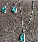 Brinco Geométrico Strass + Colar - OWL EL SHARDY